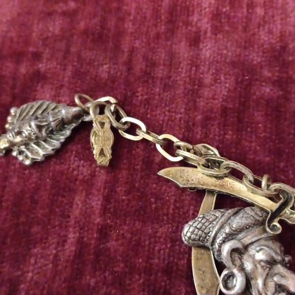 Vintage Thieves Of Bagdad Movie Braclet - Picture 5 of 5